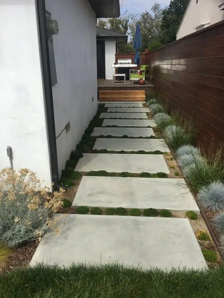 Which Finish Is Better for Orange County Outdoor Spaces