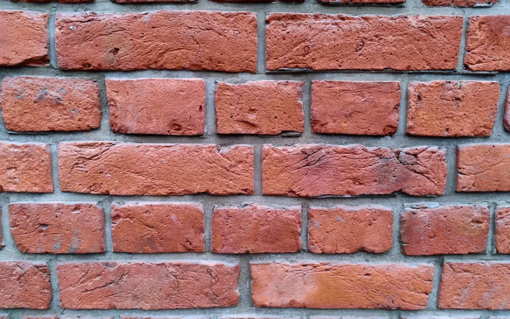 Tuckpointing vs. Masonry Wall Replacement
